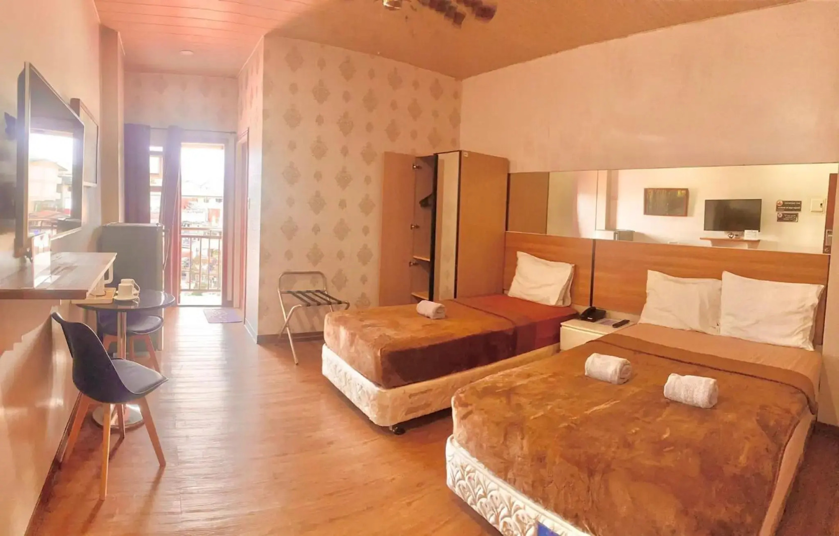 OYO 767 Hotel Urban - Khotel Kurban Hotel