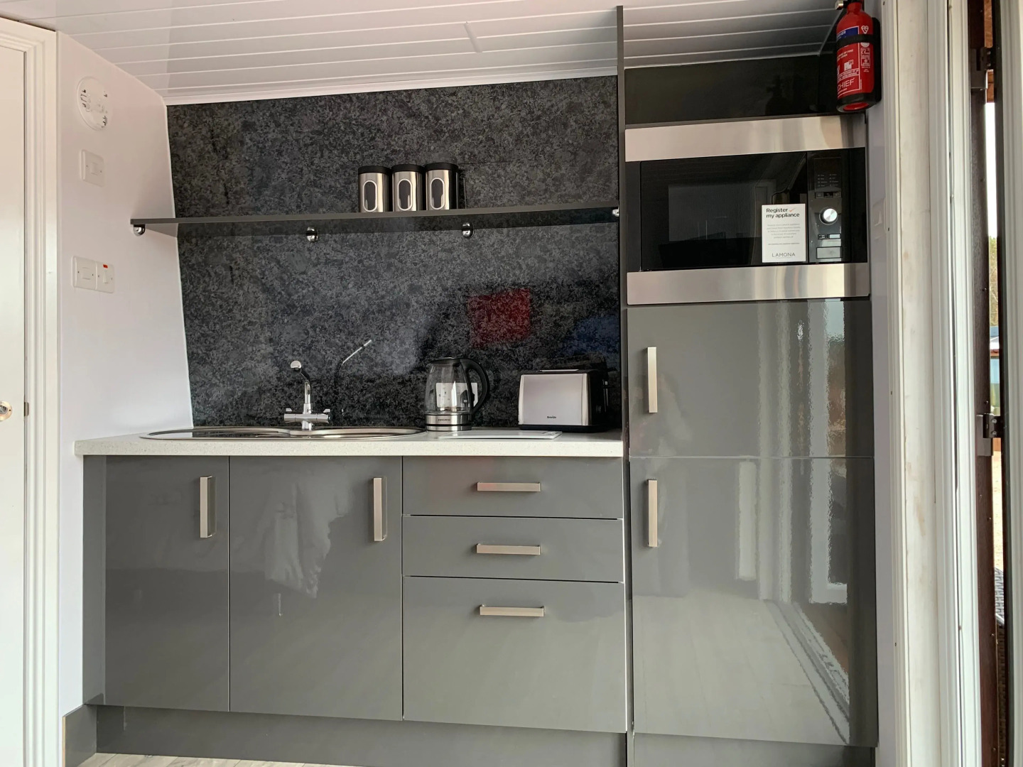 Acdc Glamping, Campervan , Caravan and Tent Resort