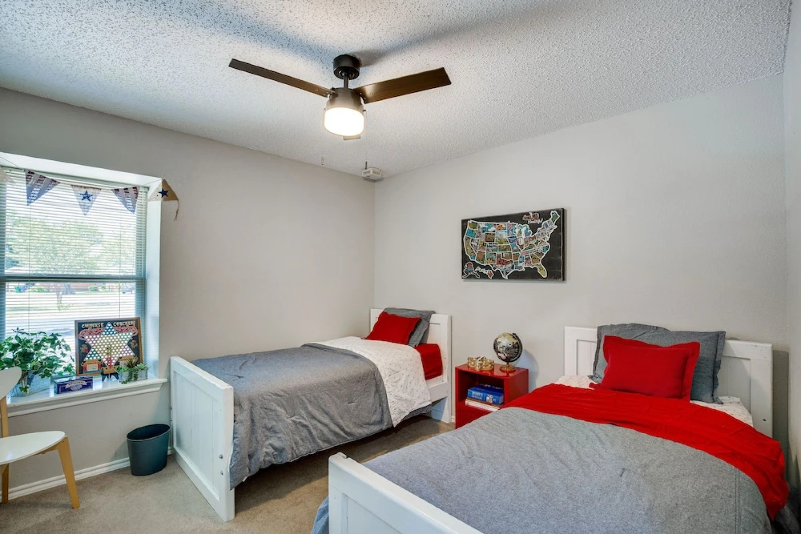 Darling Waxahachie Home w/ Yard & Fire Pit!