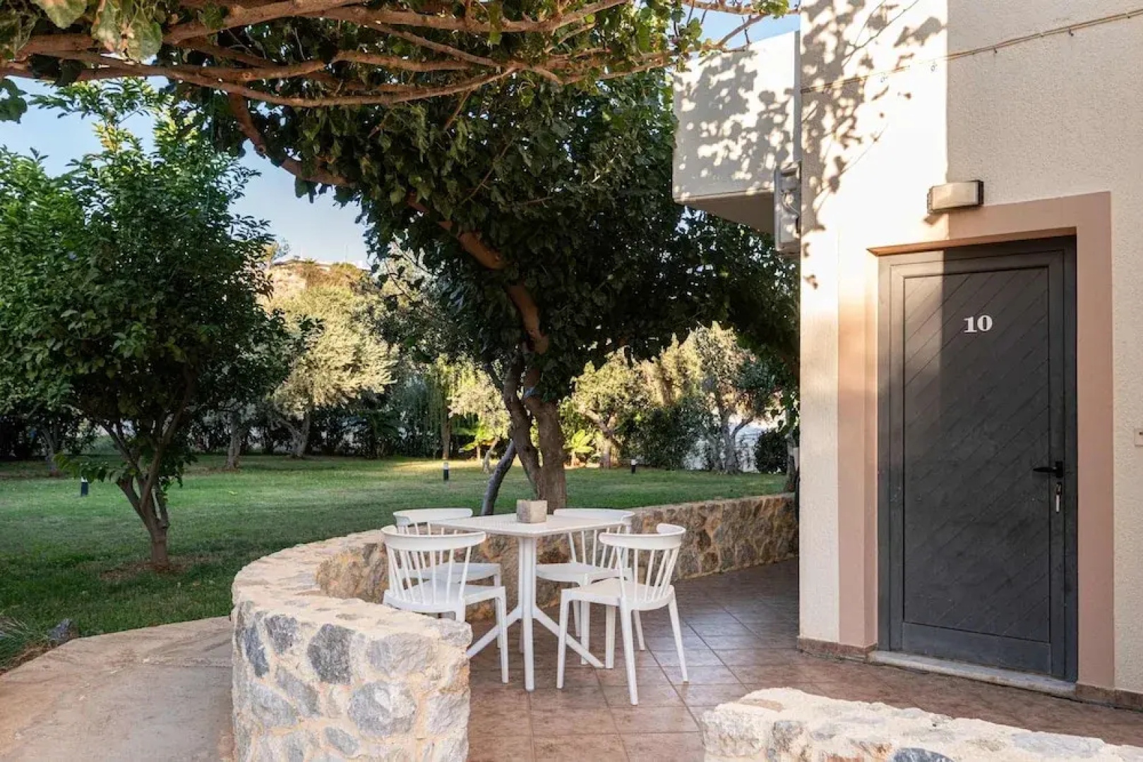 Mear Family Escape - Summer Cretan Getaway