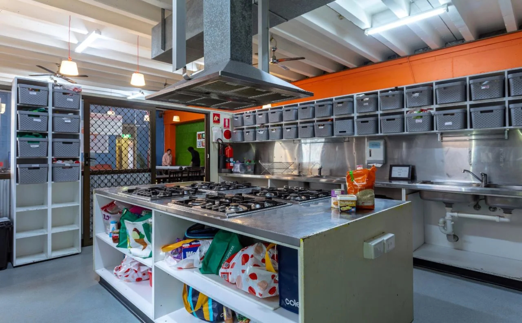 Adelaides Shakespeare Backpackers International Hostel
