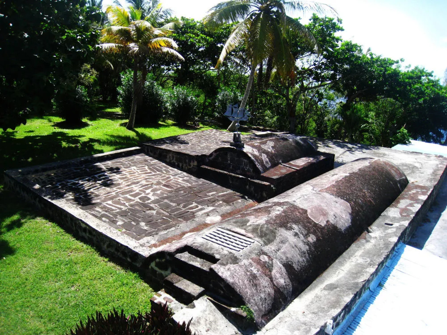 The Old Fort, Natural Hotel & Estate