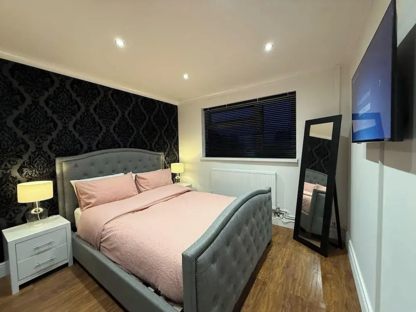 Cozy Retreat in Bridgend With 3 Bedrooms