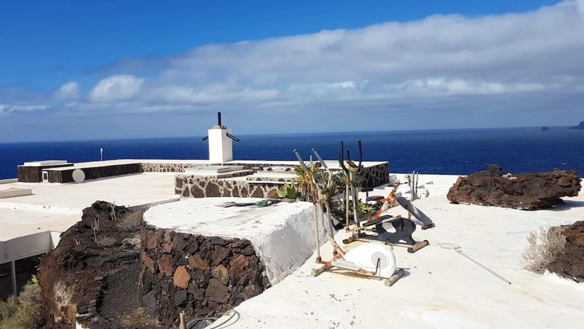 Apartment With 2 Bedrooms in Frontera - Valle del Golfo, With Wonderful sea View, Enclosed Garden and Wifi