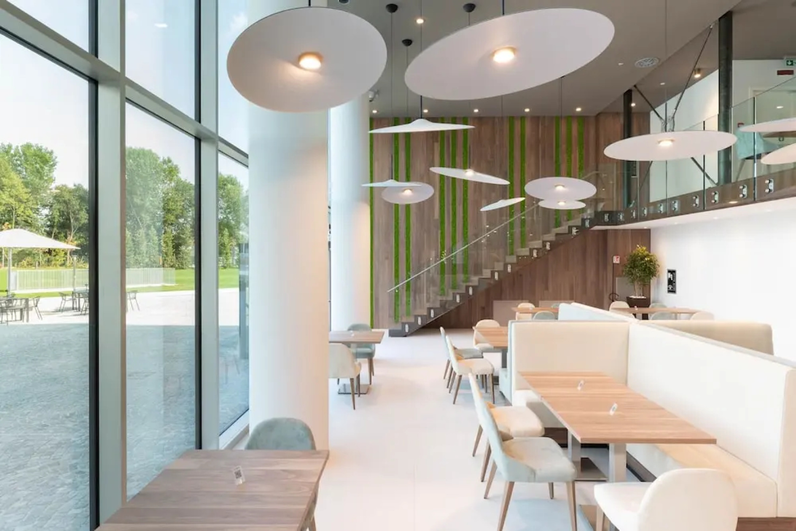 Life Hotel