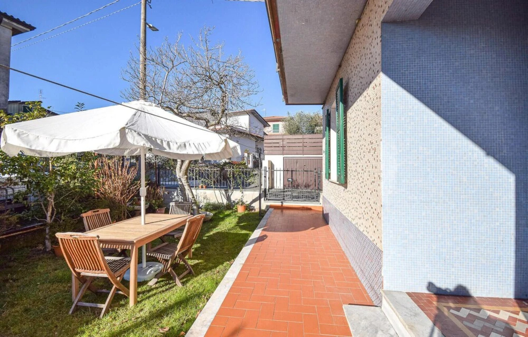 Beautiful Home in Santo Stefano Magra With Wifi and 2 Bedrooms