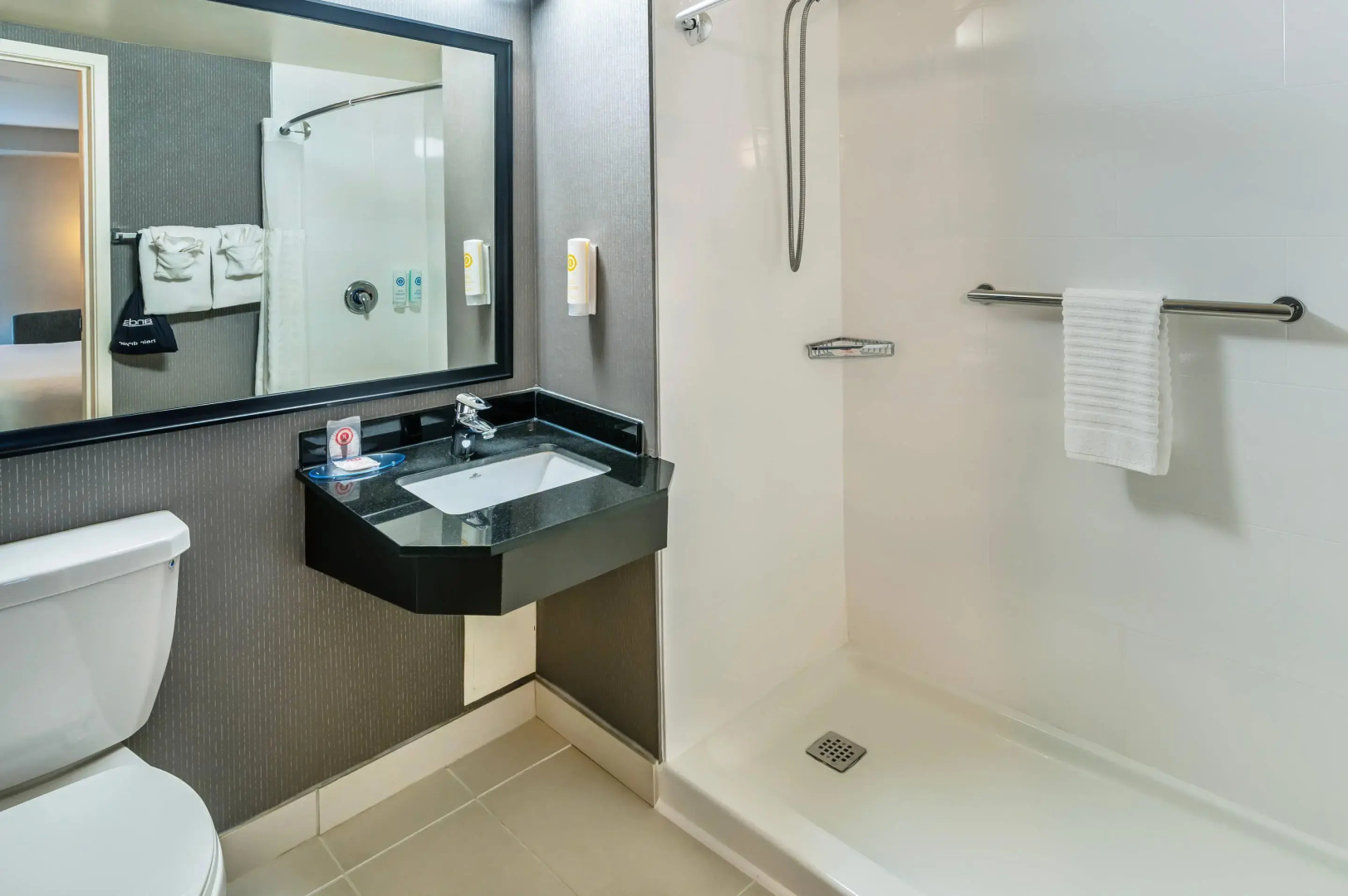 Comfort Inn East