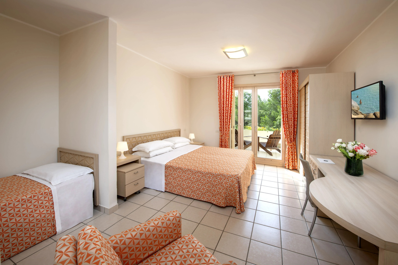 Ethra Reserve - Valentino 4*