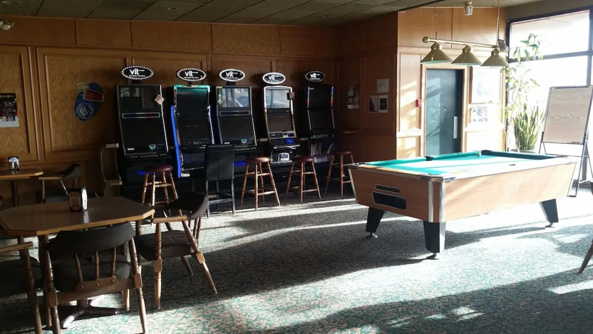 The Ritz Cafe and Motor Inn