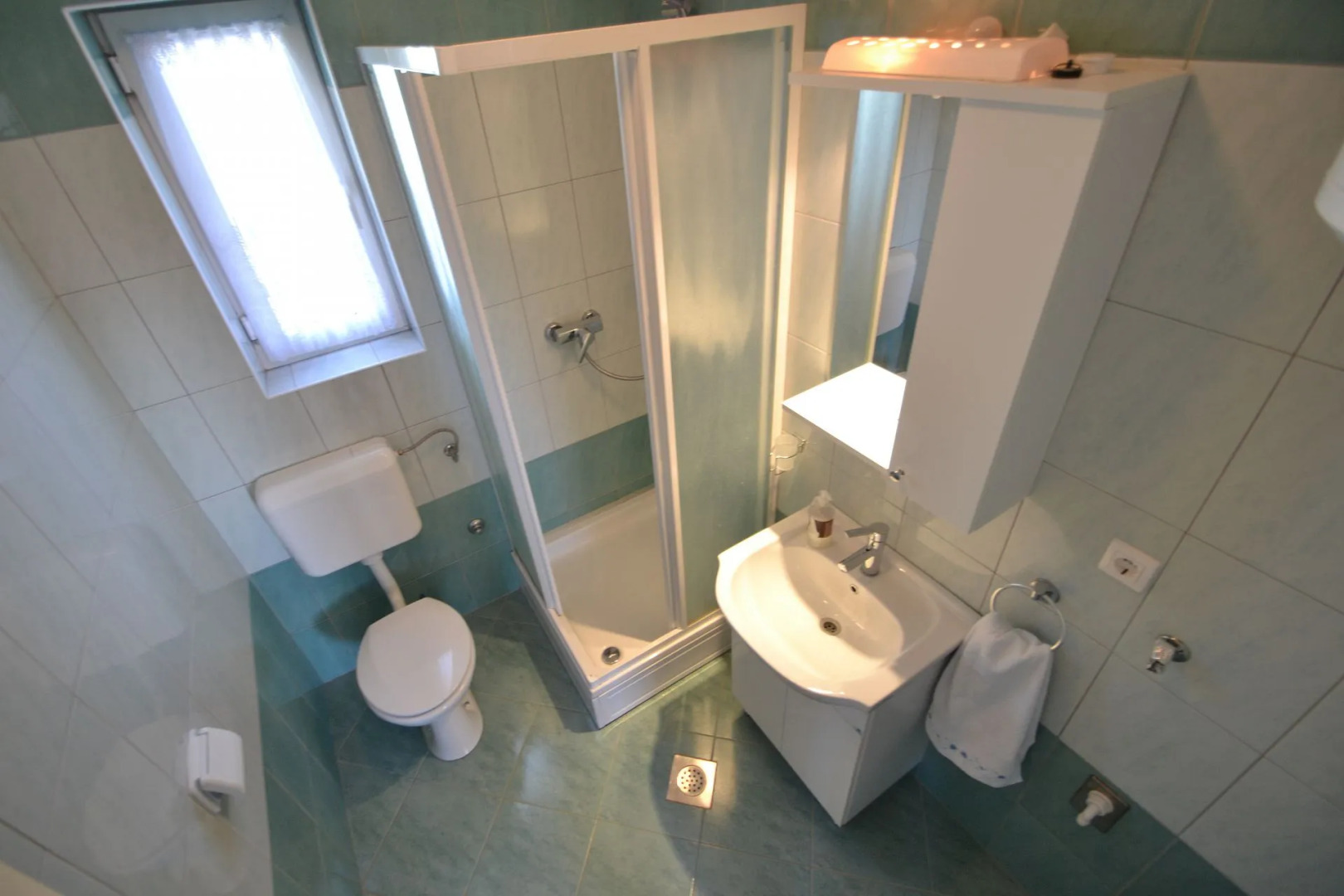 Apartment Martina - 300 m from sea: A2 Sukosan, Zadar riviera