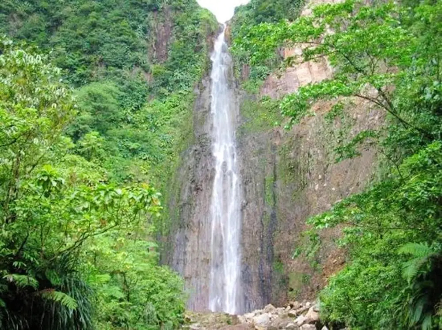 Studio in Capesterre Belle Eau, With Wonderful sea View, Furnished Terrace and Wifi - 15 km From the Beach