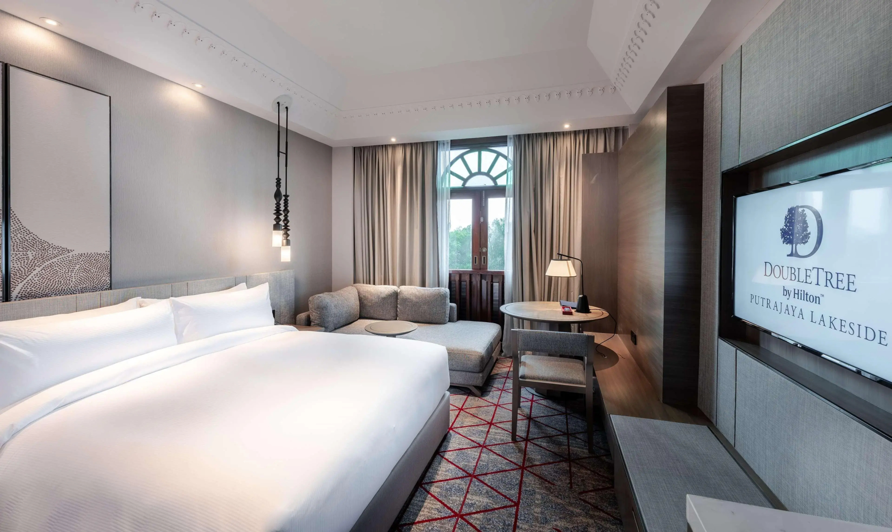 DoubleTree by Hilton Putrajaya Lakeside