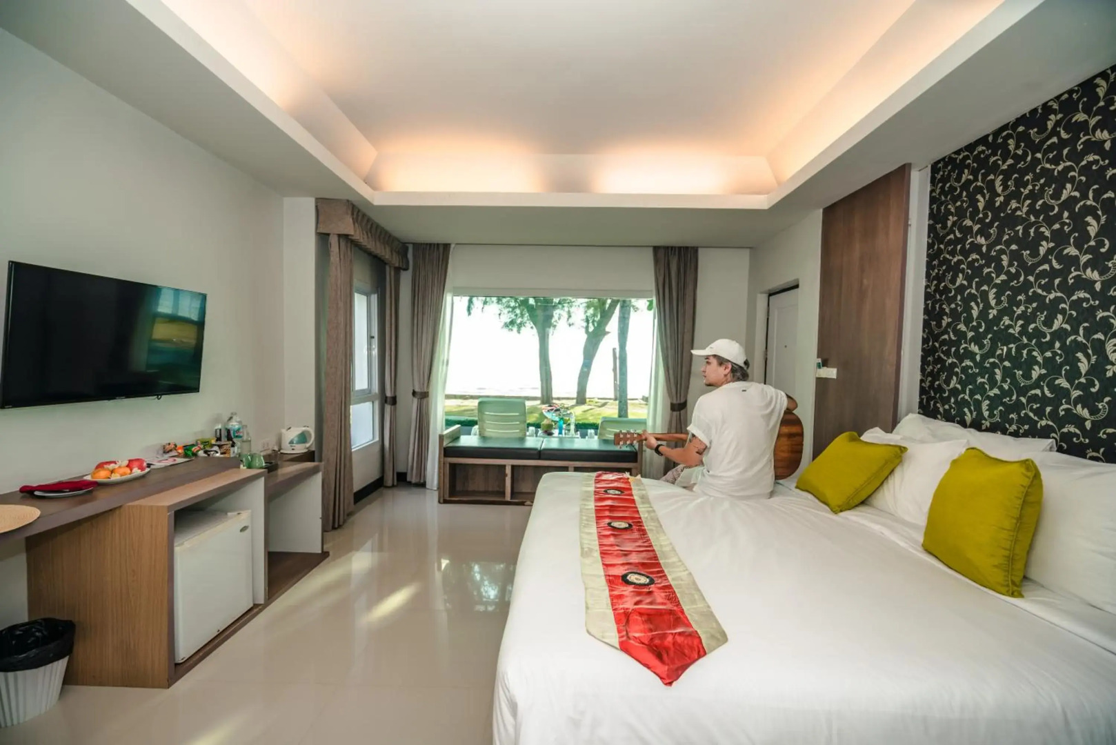 Chaolao Tosang Beach Hotel