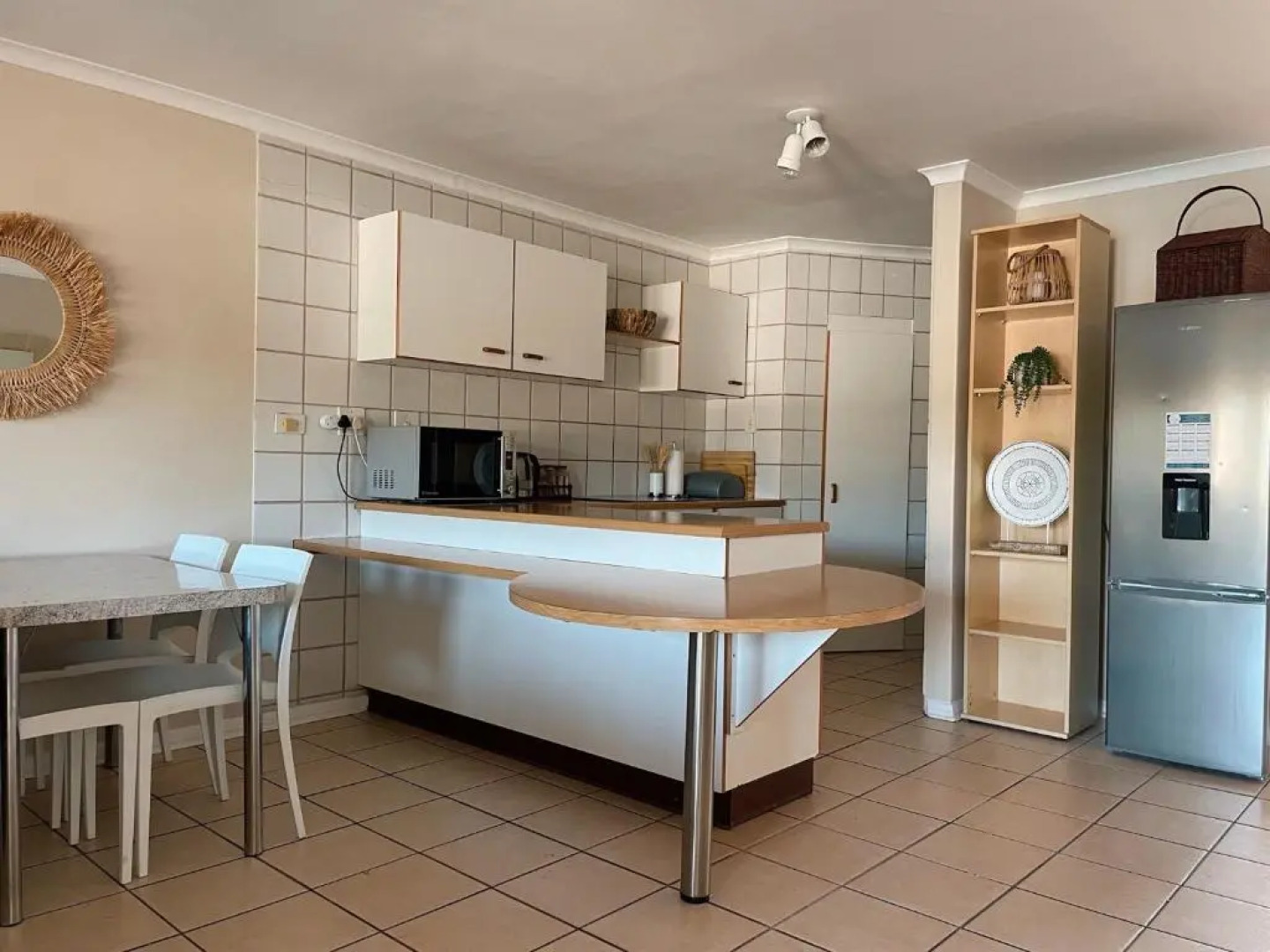 Waterfront 2 Bedroom Apartment