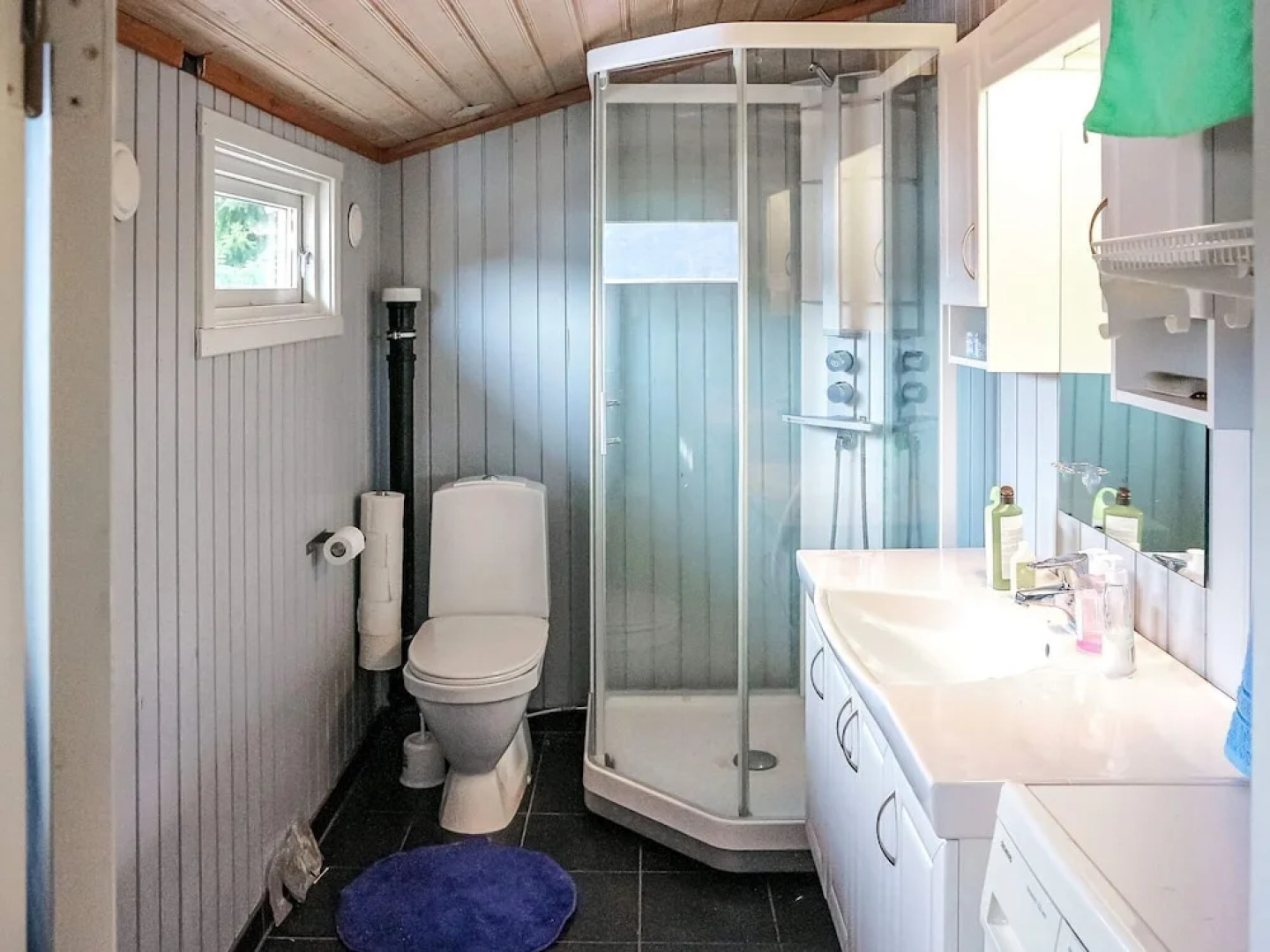 10 Person Holiday Home in Vikersund