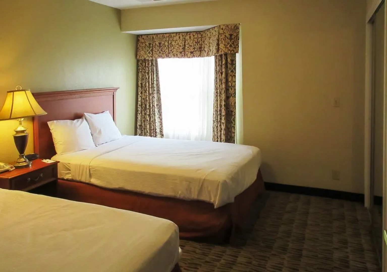 Hawthorn Suites By Wyndham Omaha Central