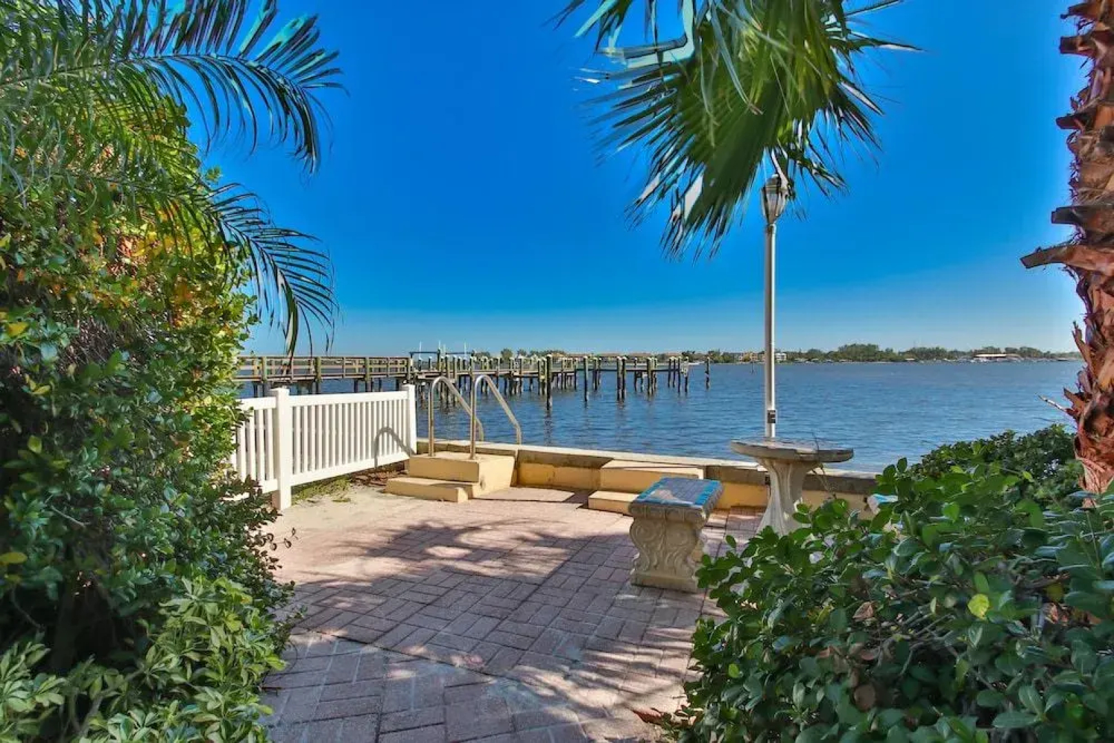Tortuga Inn Beach Resort