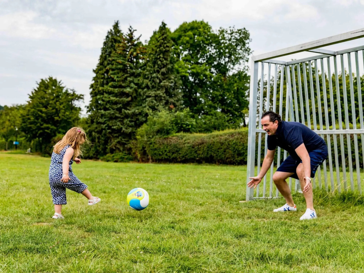 Modern Chalet with Dishwasher, 5 Km. From Valkenburg