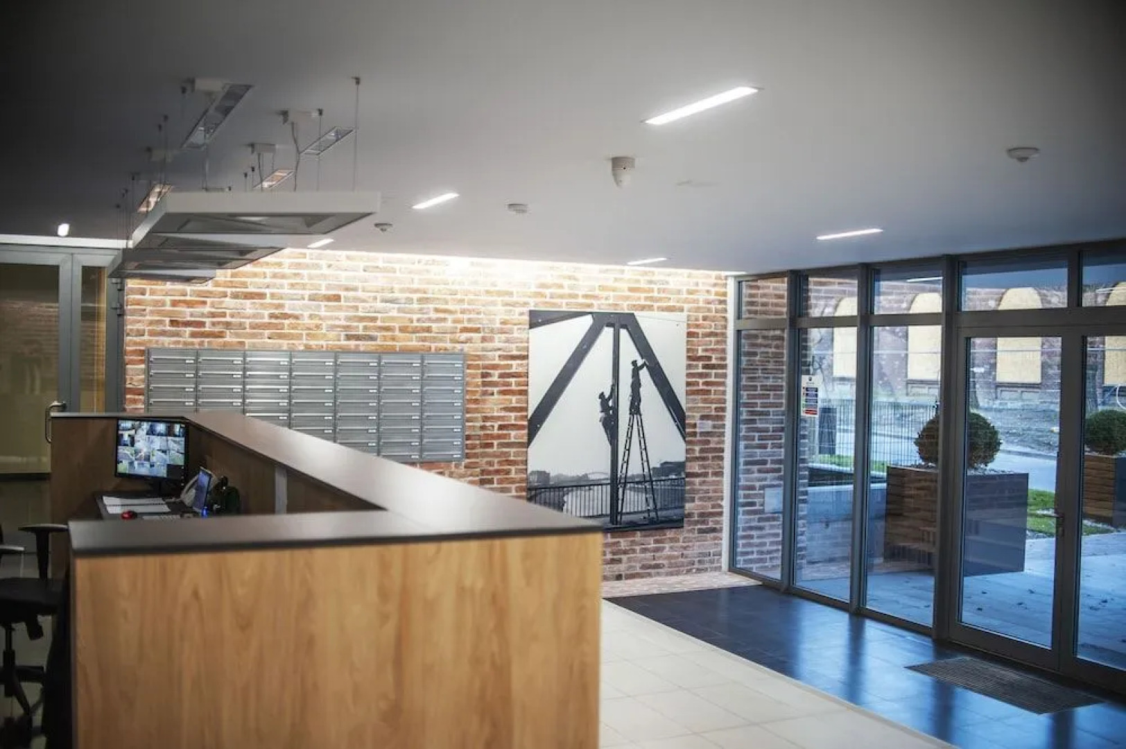 Jacuzzi Glass-House Central Station