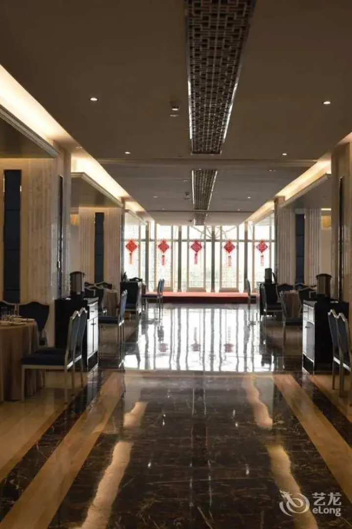 Yichang Riverside No 1 Hotel