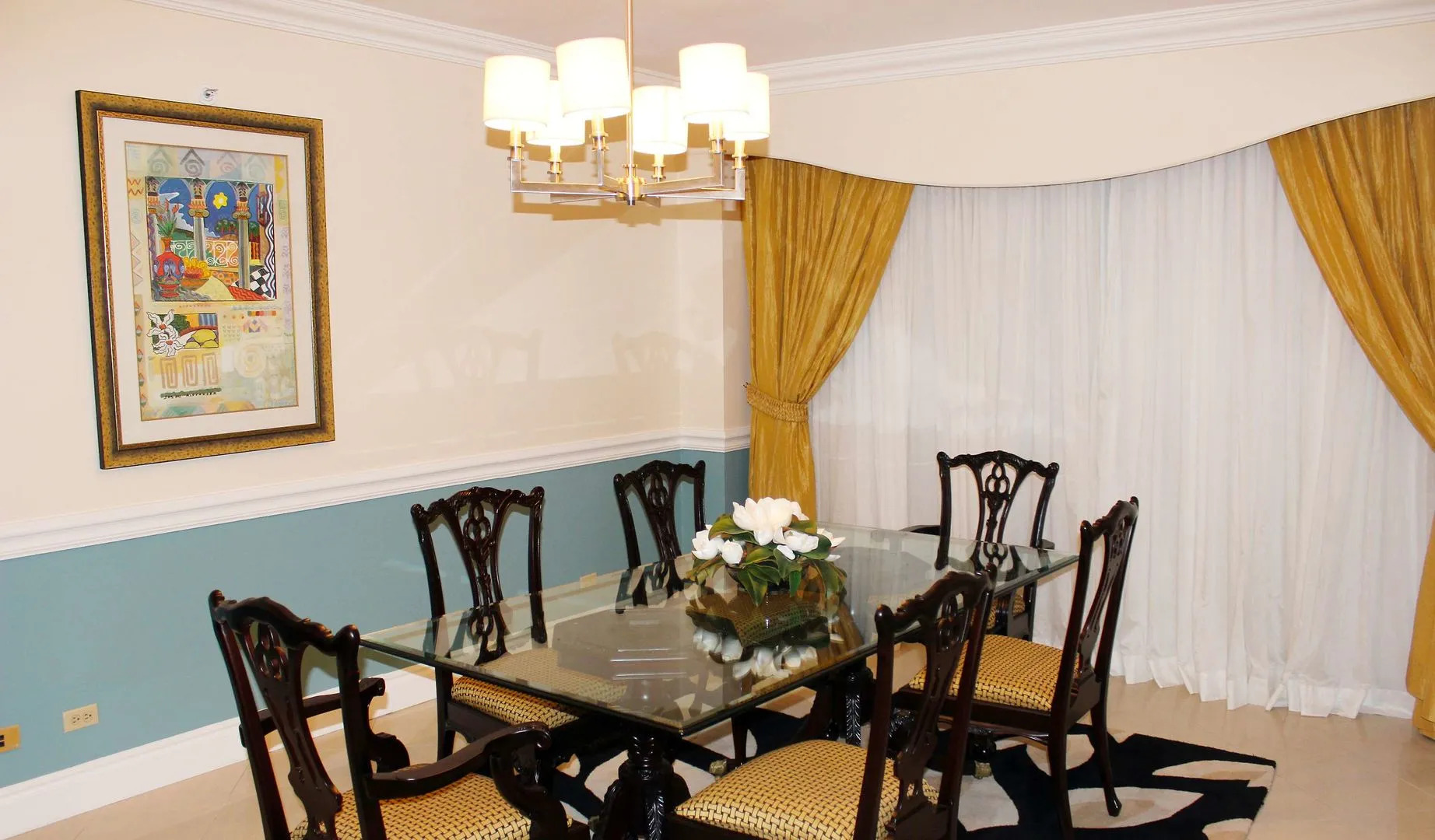 The Courtleigh Hotel and Suites