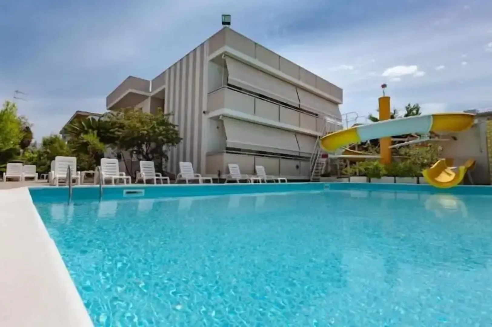 Marconi Seaside Residence Pool Wifi