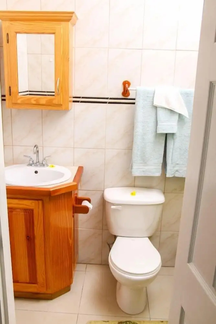 Iso's Bed & Breakfast