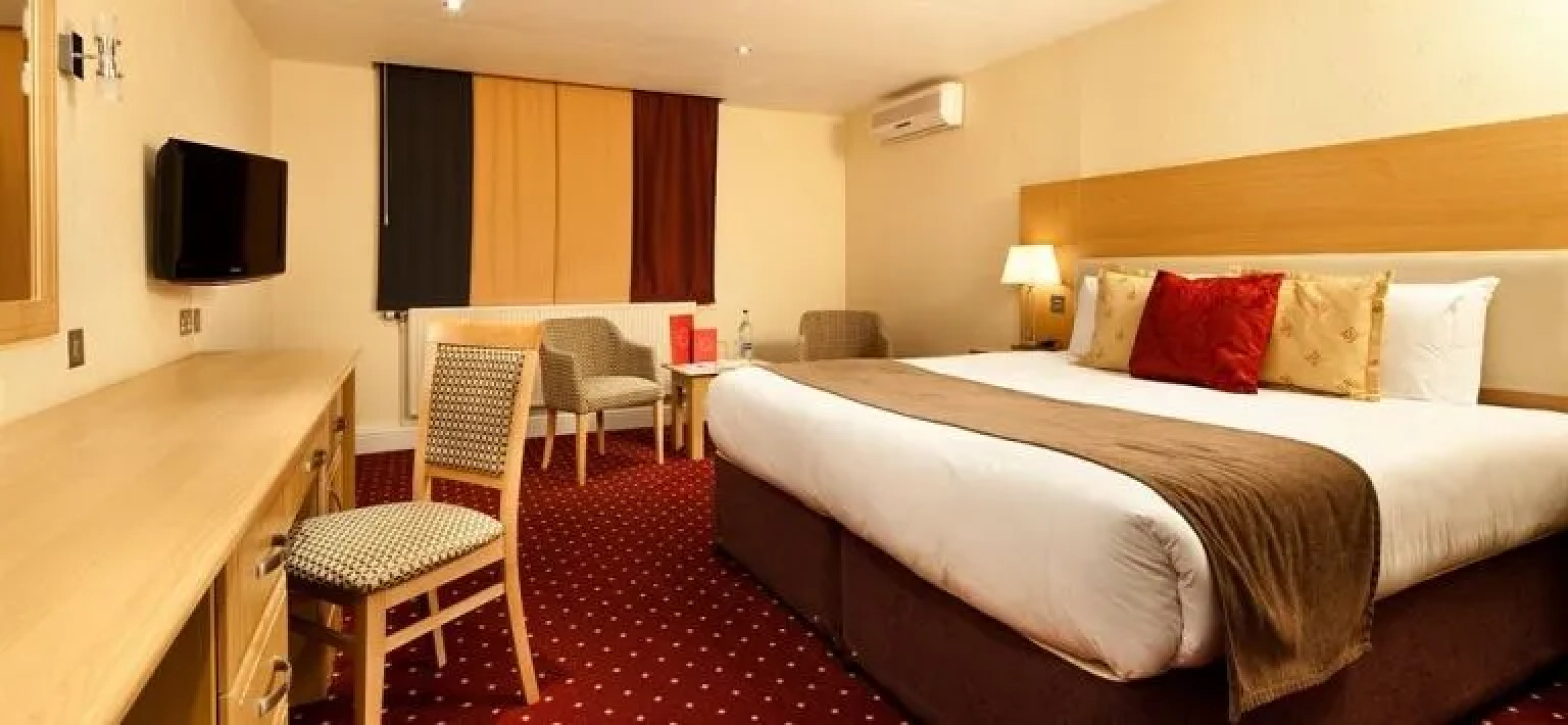 The White Horse Hotel