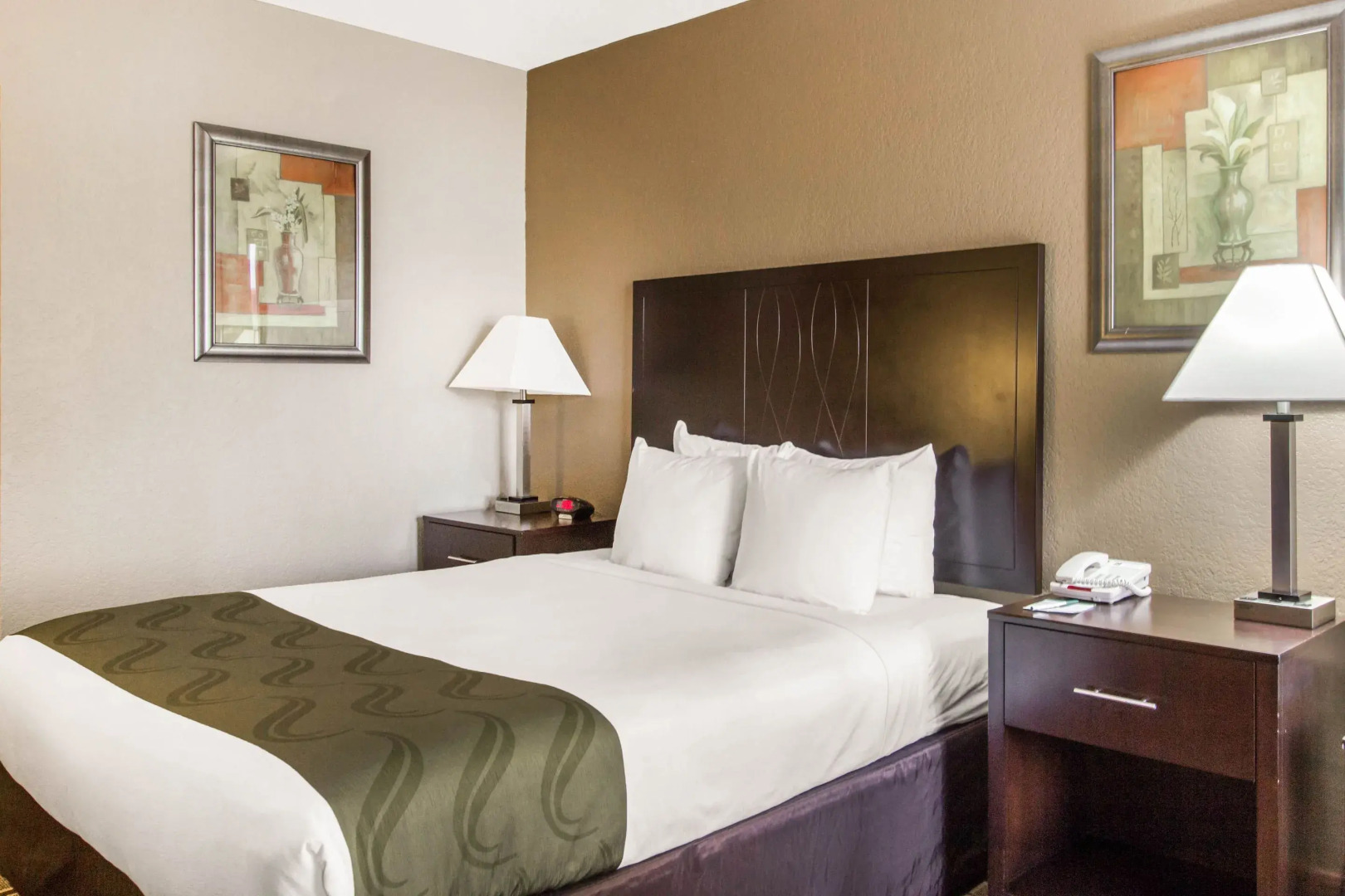 Clarion Hotel & Conference Center Tampa