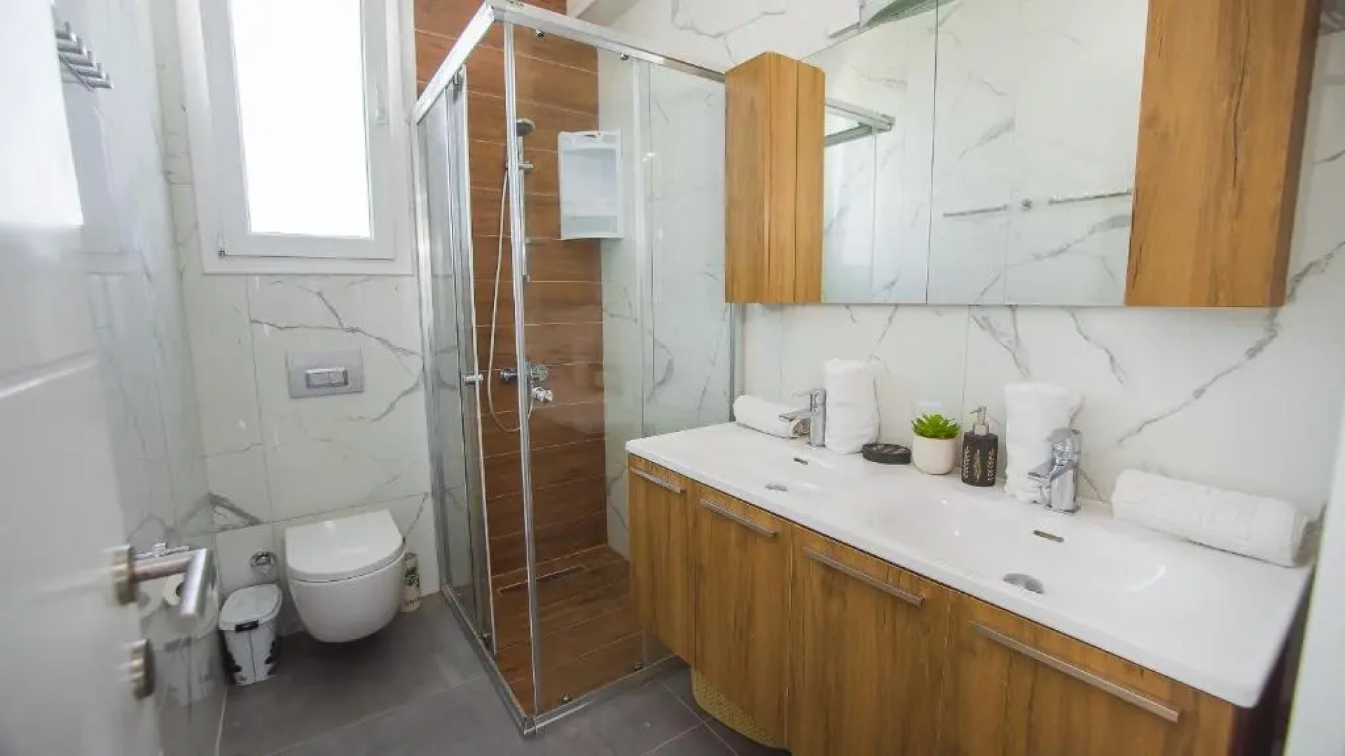 Emerald seaside residence at Four Seasons