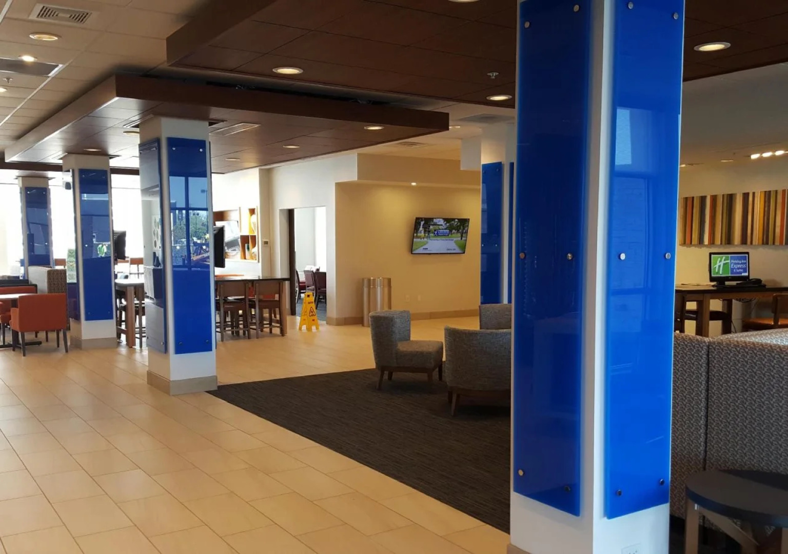 Holiday Inn Express & Suites Toledo West by IHG