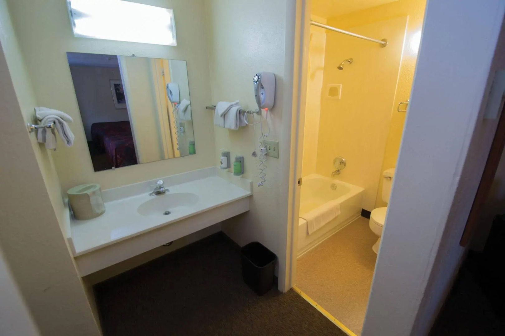 Maswik Lodge - Inside the Park