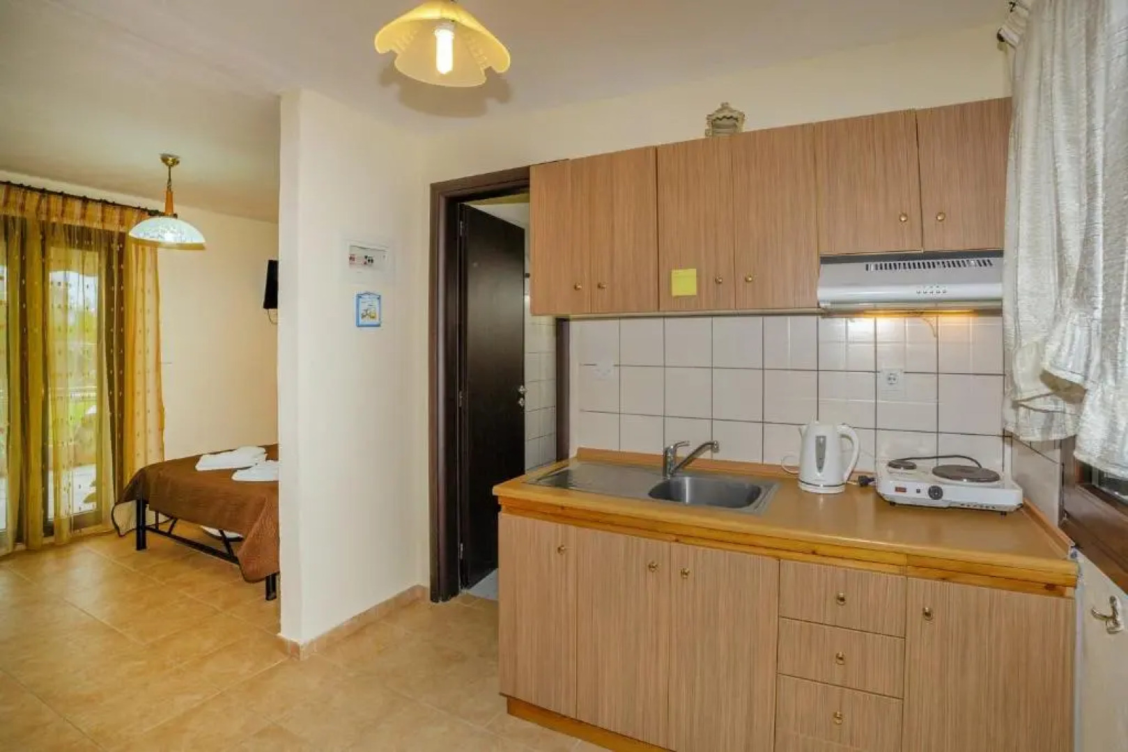 Maria - Pavlos Studios and Apartments