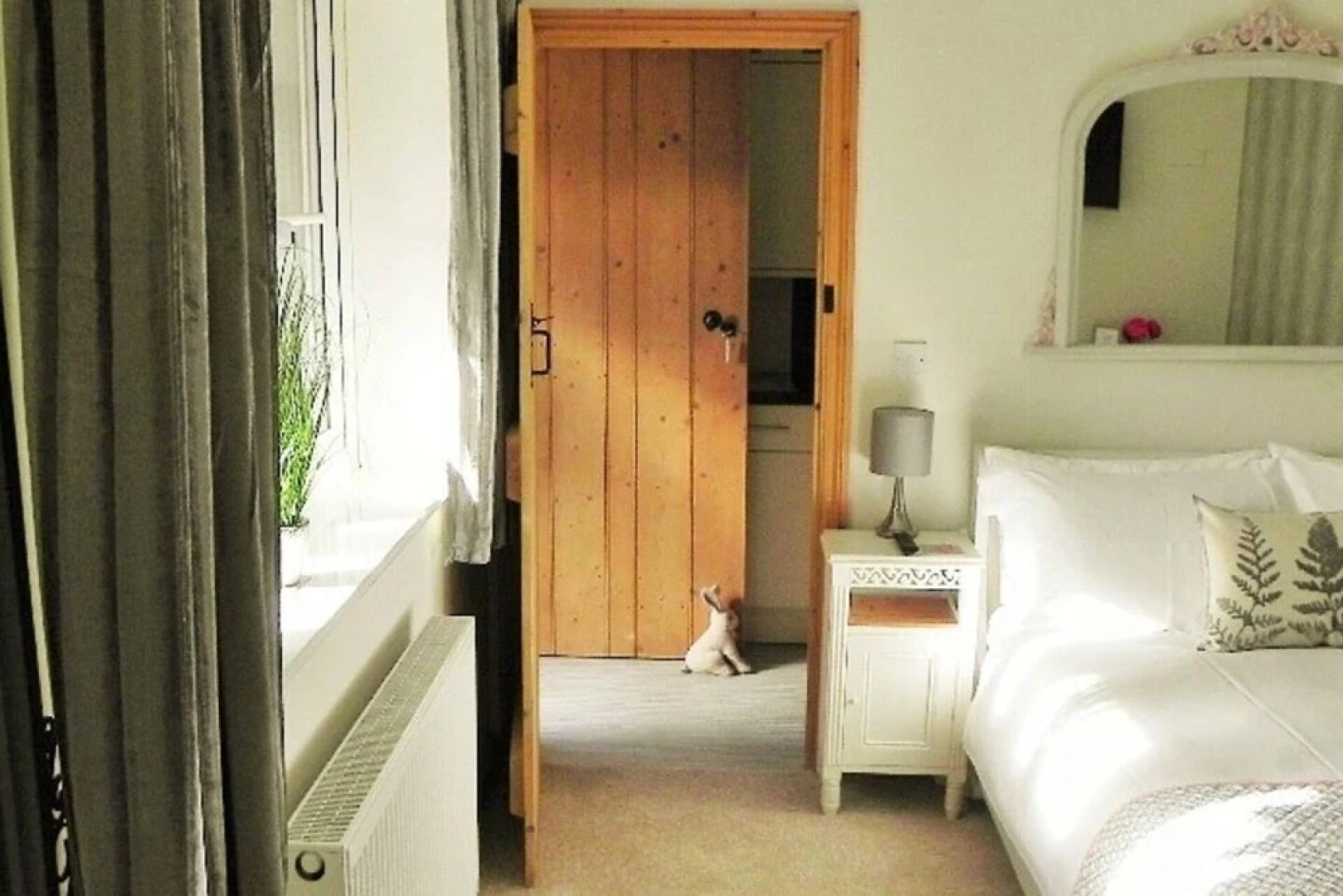 61 on Folly B&B Suites