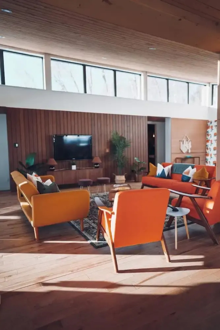 Lakeview Mid Century Luxury Cottage Citq 311414