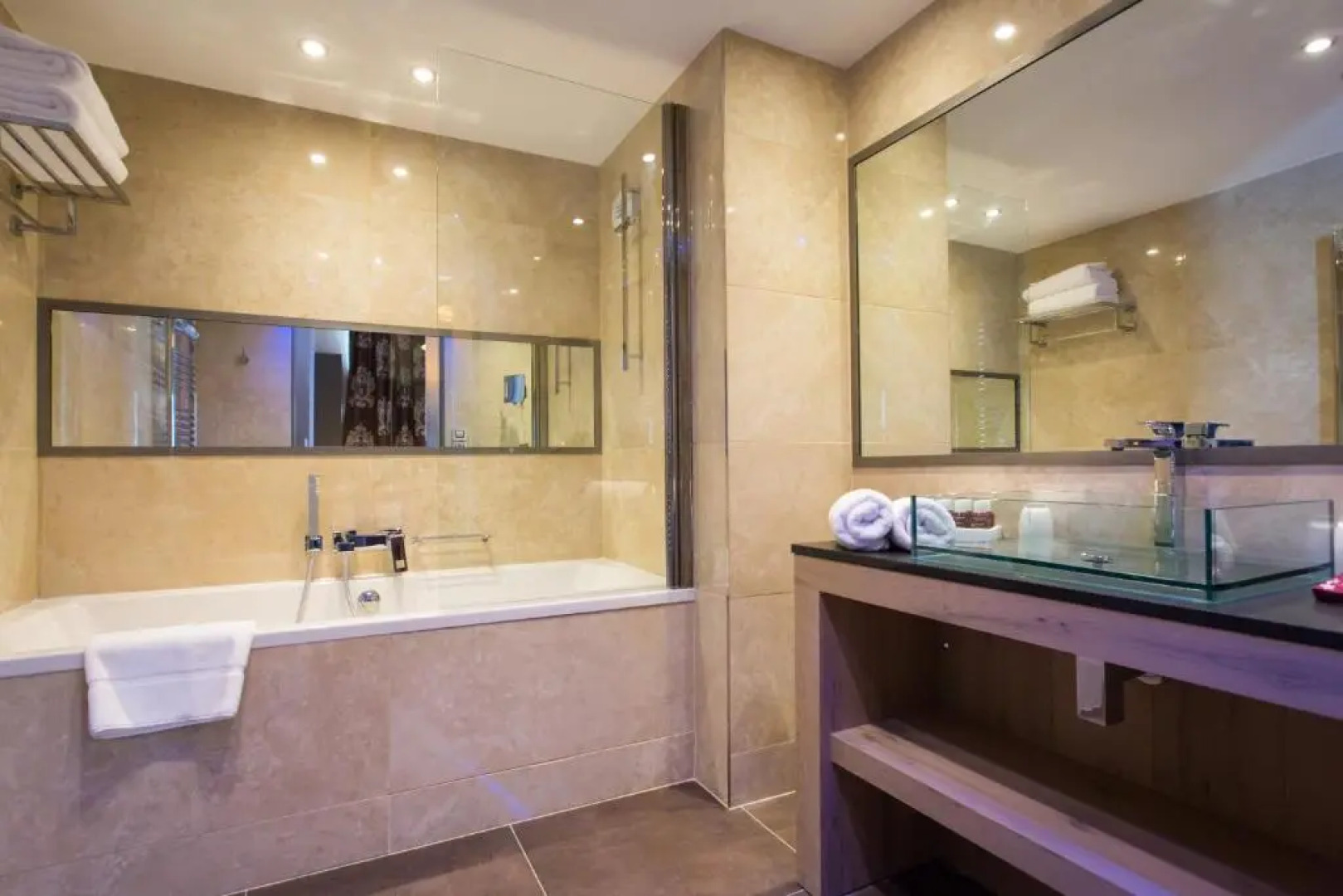 Hôtel Taj-I Mah by Les Etincelles