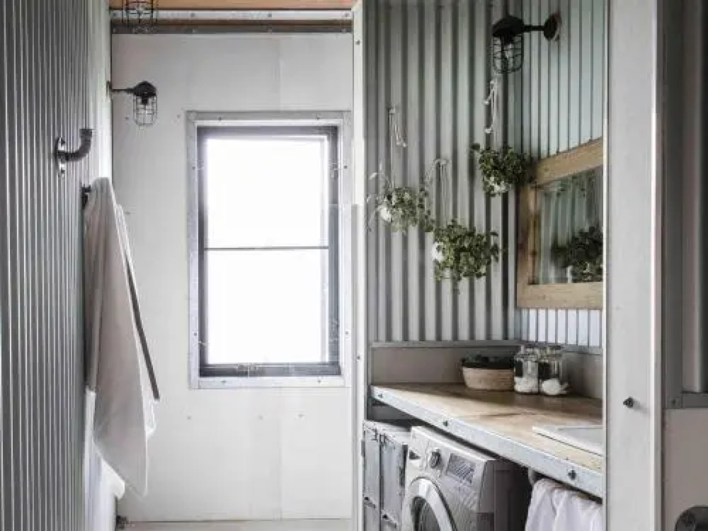 THE SHED Gerroa 4pm checkout on Sundays and Public Holidays