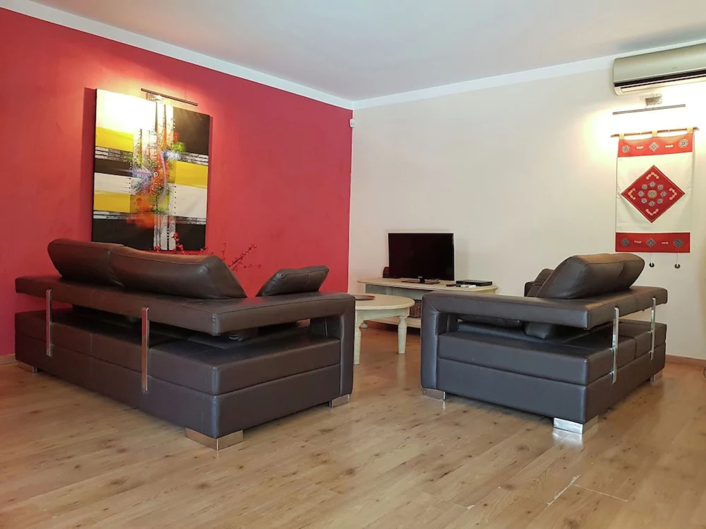 Pleasant Villa in Lirac With Private Swimming Pool