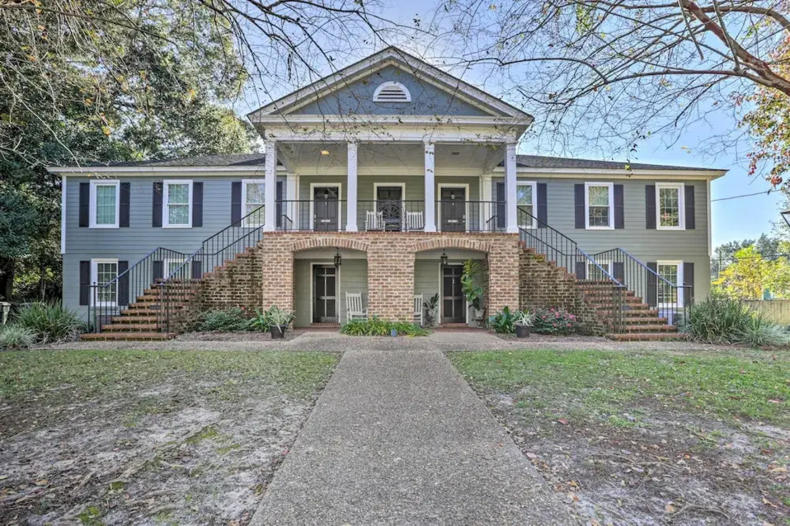 Walk to Broad St: Central Thomasville Condo