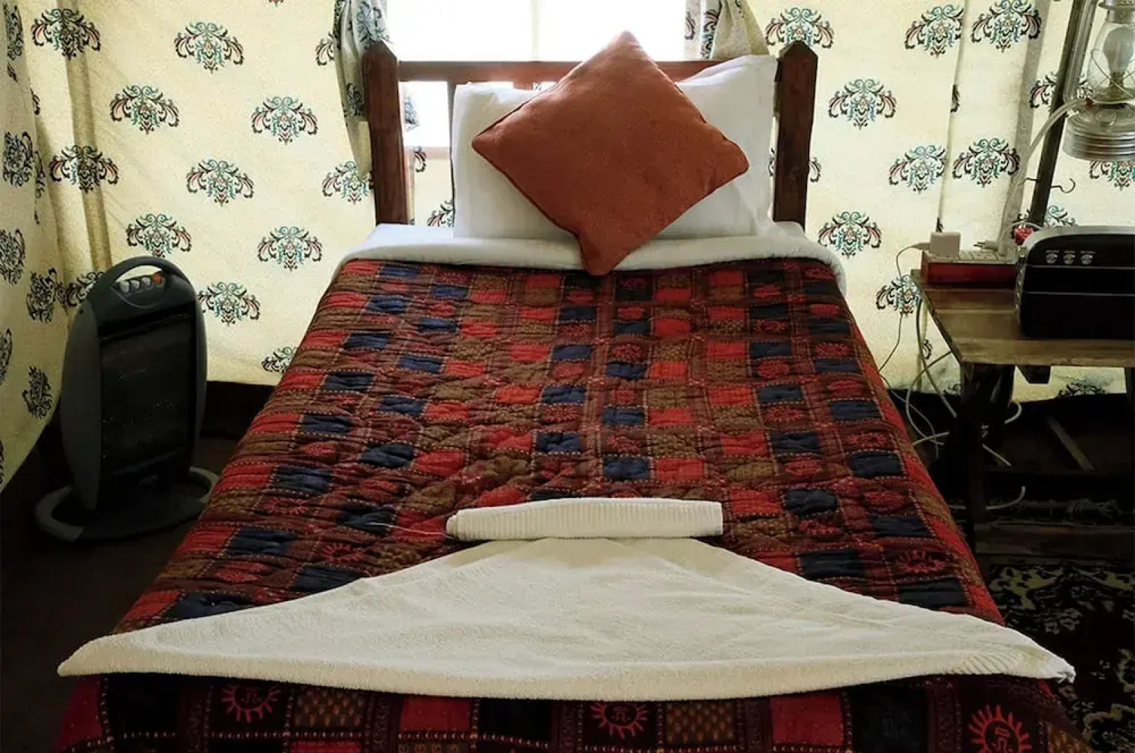 Divya Kumbh Retreat Powered By Blusalzz