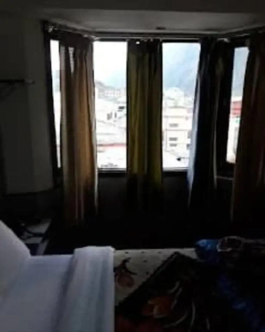 Narayan Palace Hotel