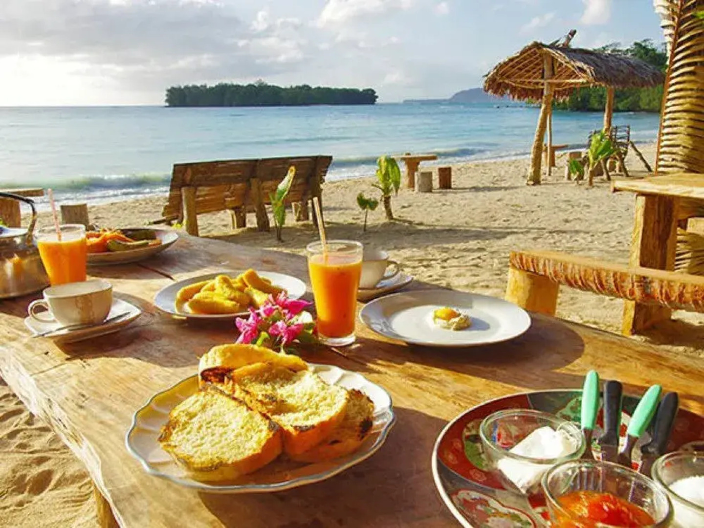 Port Olry Beach Bungalow