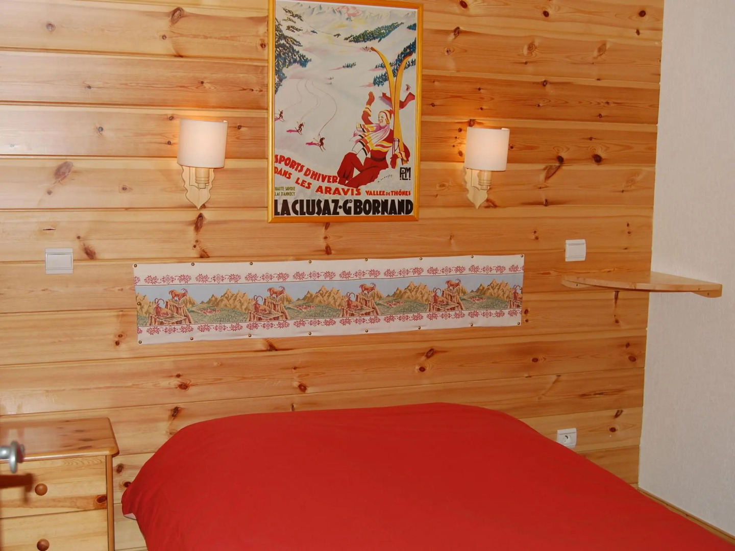 10-pers. Holiday Home With Sauna Near Center of Champagny
