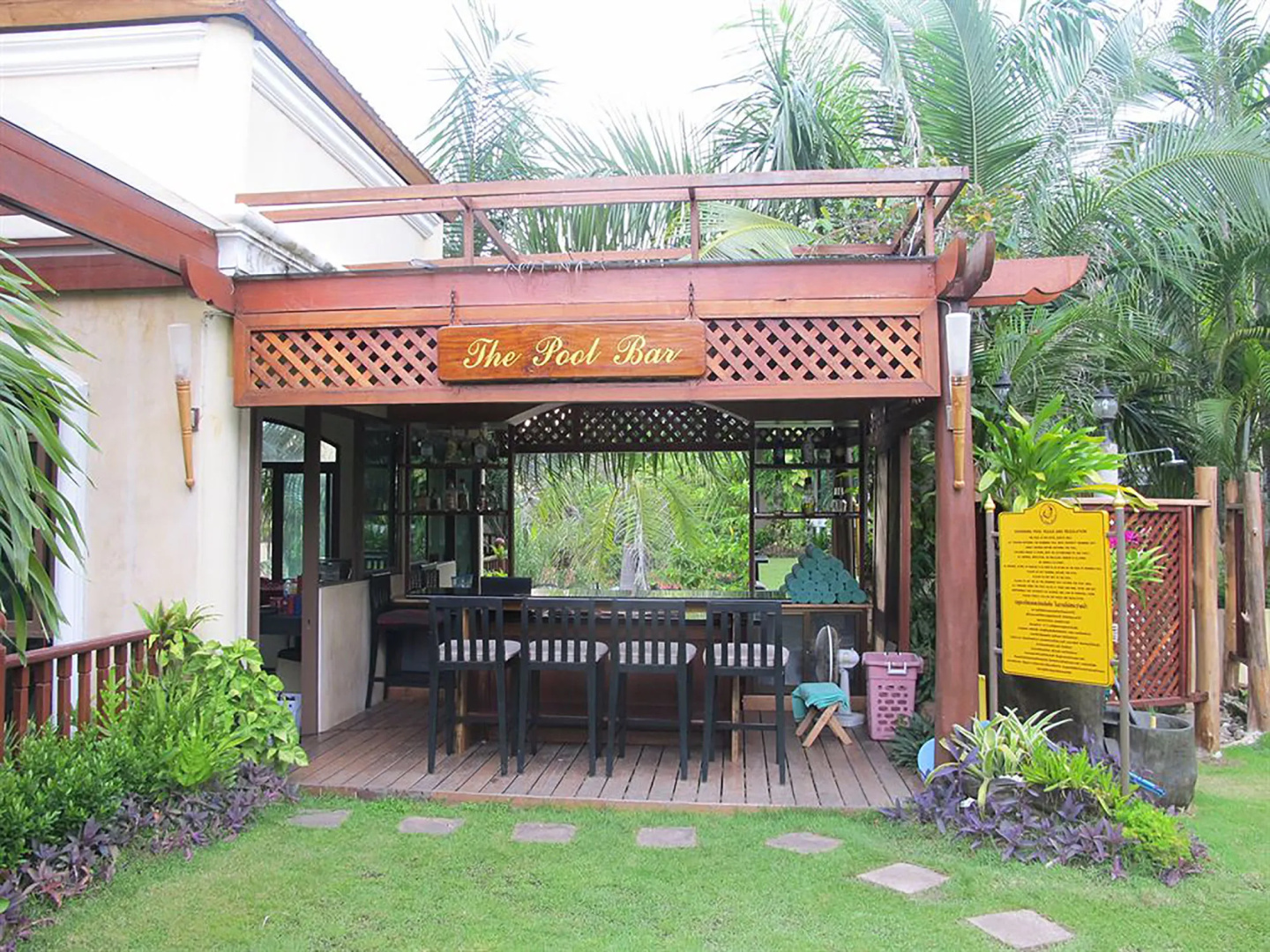 Mae Pim Resort Hotel