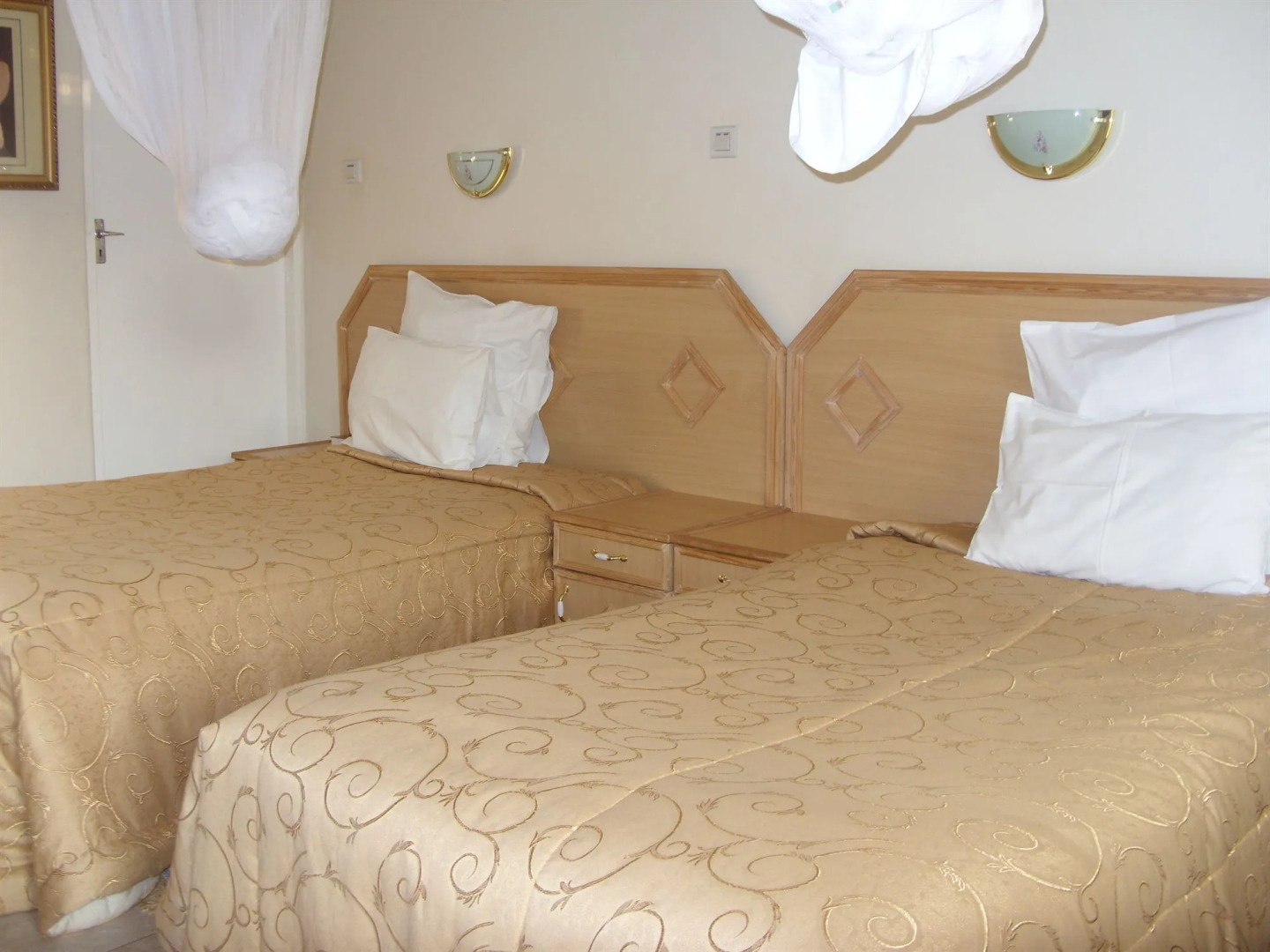 Mosi-O-Tunya Executive Lodge