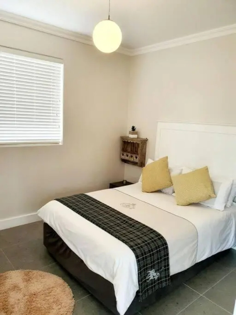 Bellrock 42 -Style, in the Cola Beach Conservancy