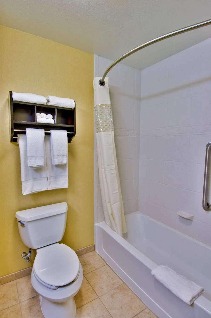 Hampton Inn & Suites Moreno Valley