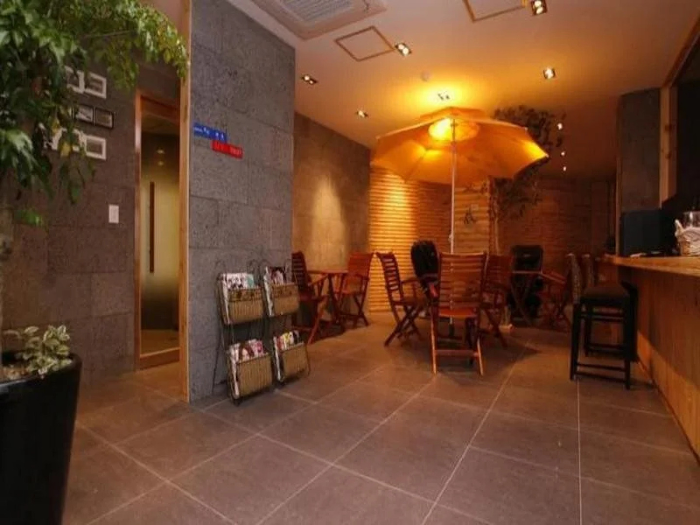 Hotel Myeongjak, Suwon