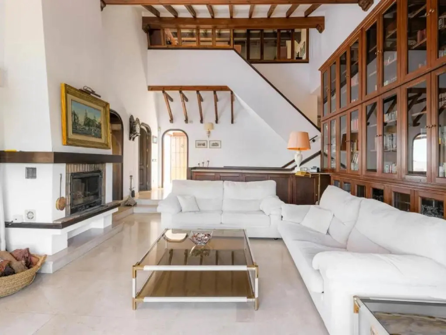 Cosy 5 Bedroom villa