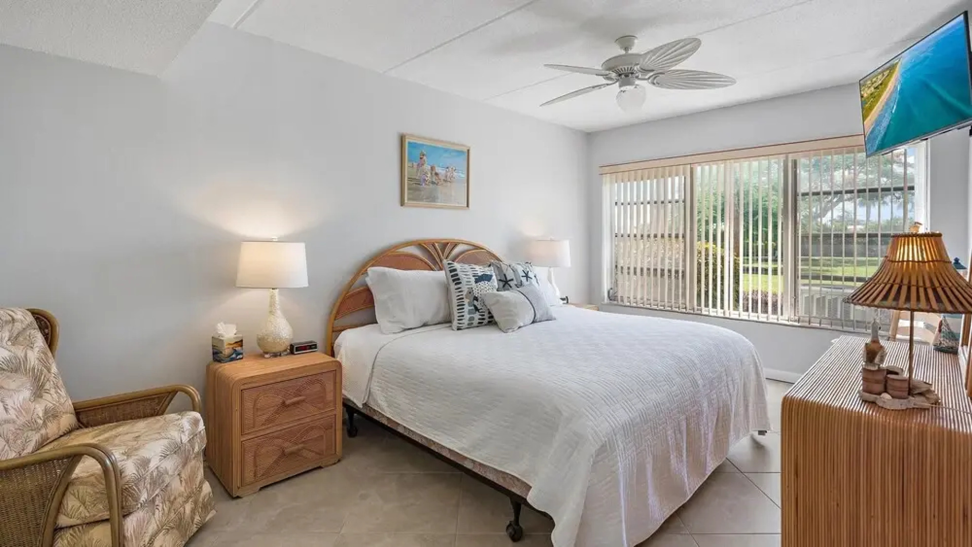 Beach Harbor Hideaway 1 Bedroom Condo by RedAwning